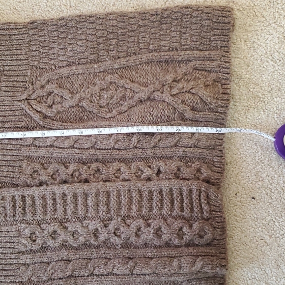 Ireland Wool Fisherman Cardigan - Picture 7 of 9